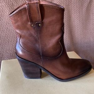 Lucky Brand brown boot, size 8.5 M
